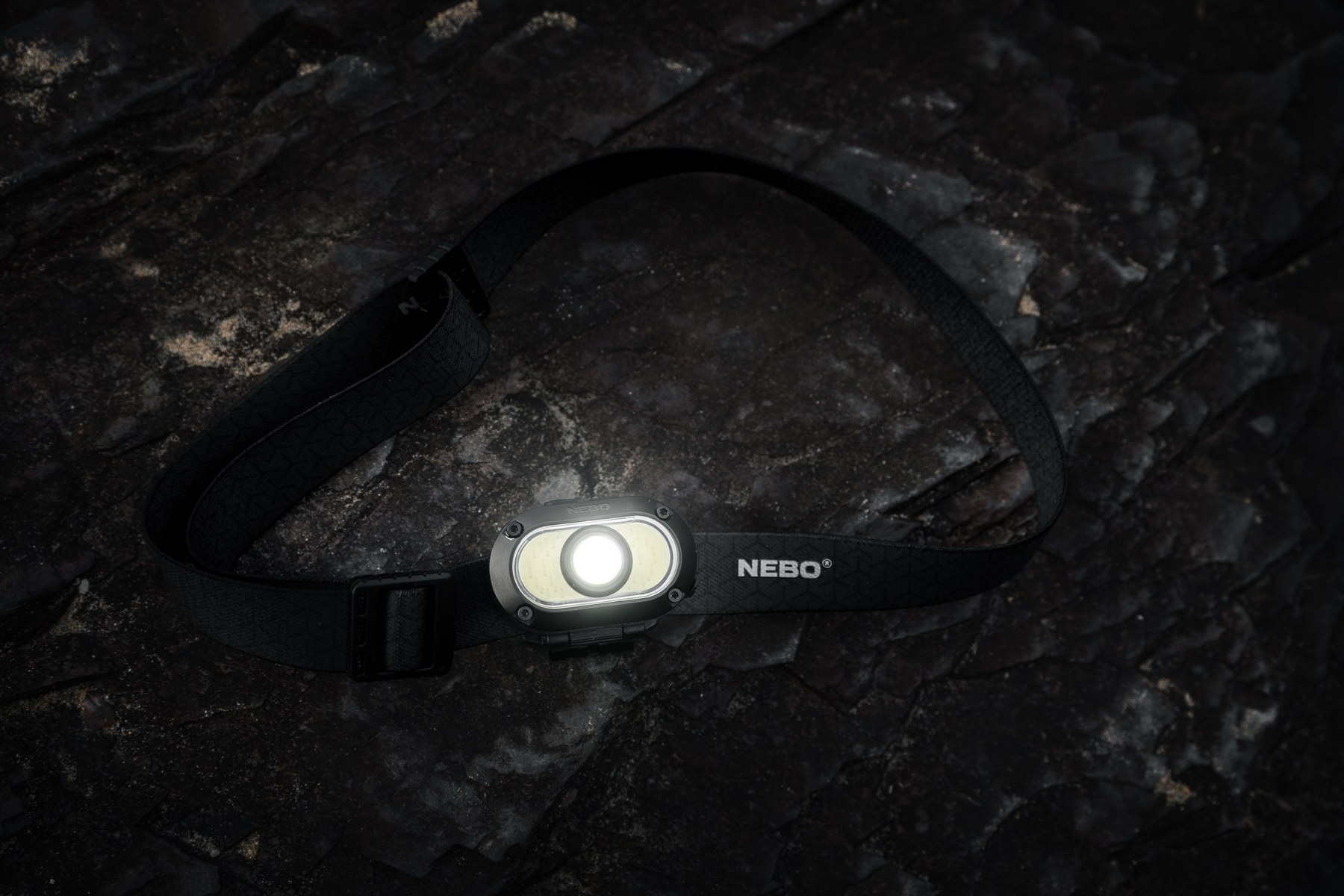 Nebo Mycro 500+ Black Line ladattava otsalamppu ja lippalakkivalo